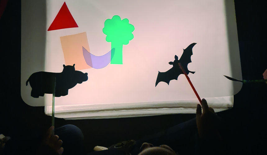 Actividad: Taller de sombras con Títeres sin cabeza