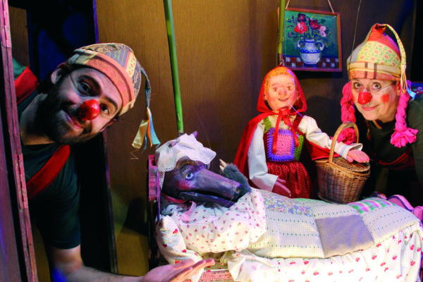 Caperucita y otros lobos